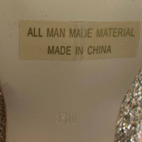 Champagne gold glitter platform pumps, women's size 5 style Candice by Touch Ups - Picture 9 of 12